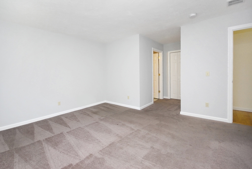 150 North Rd # 10