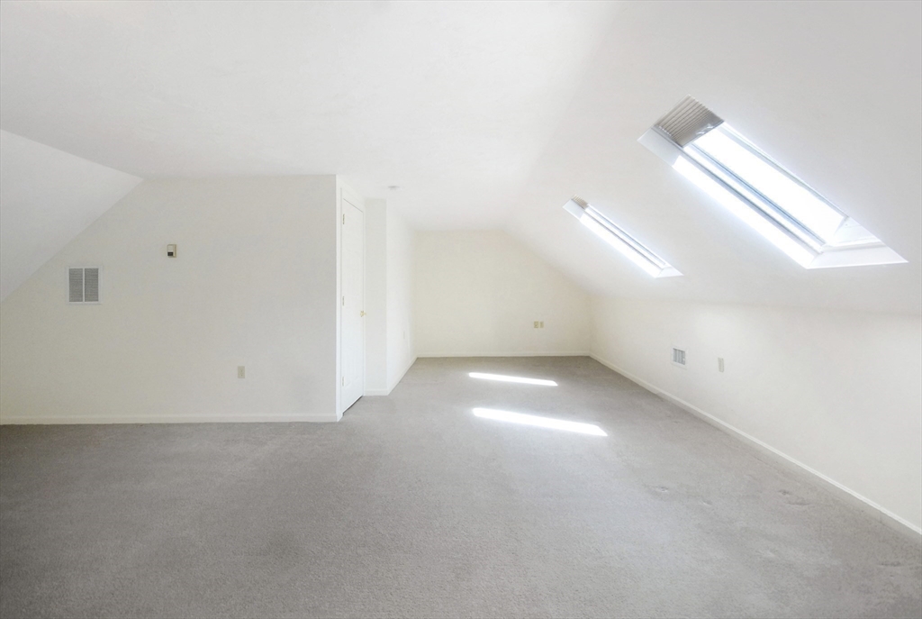 150 North Rd # 10
