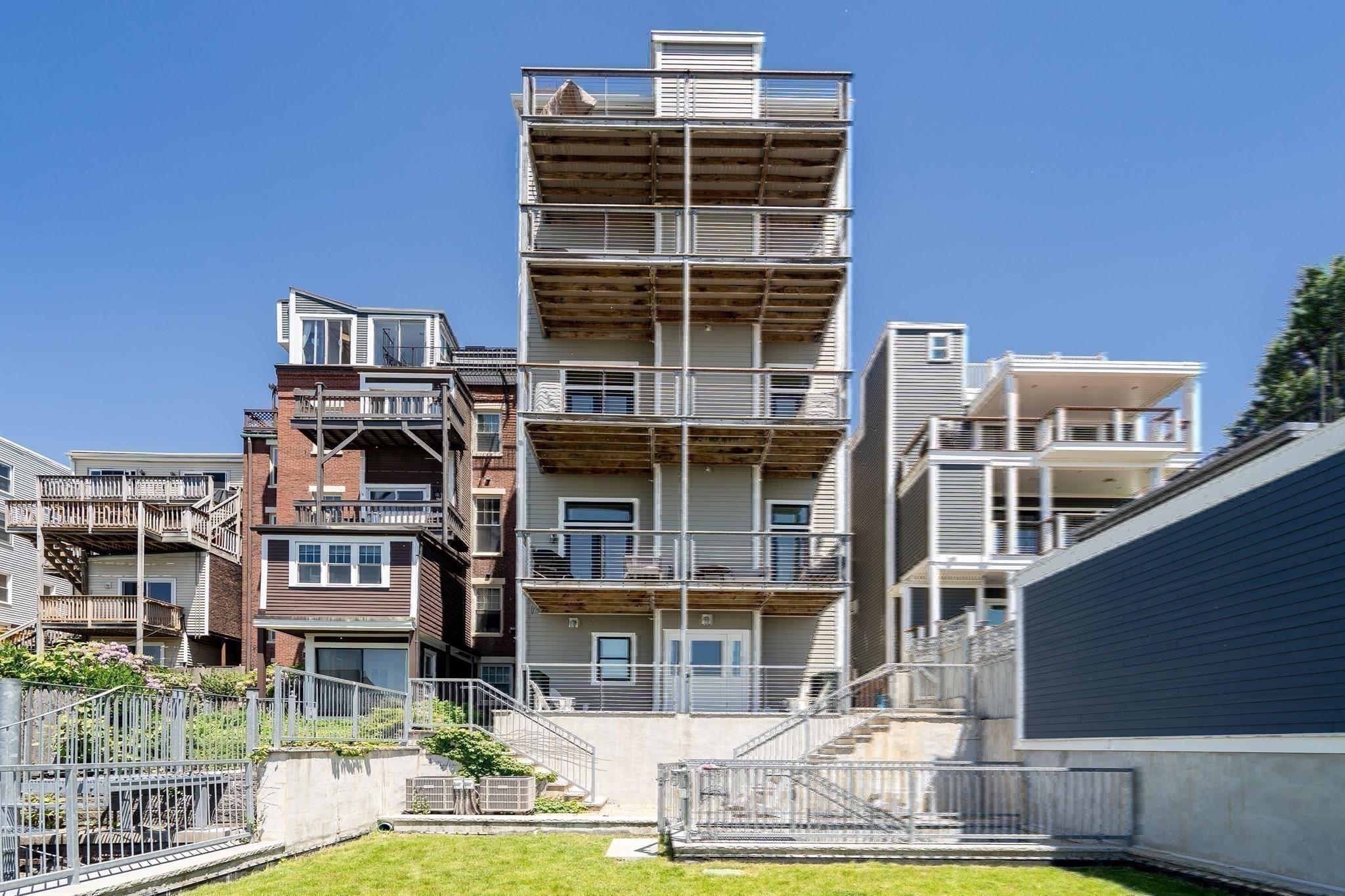 284 Bunker Hill St. # 4
