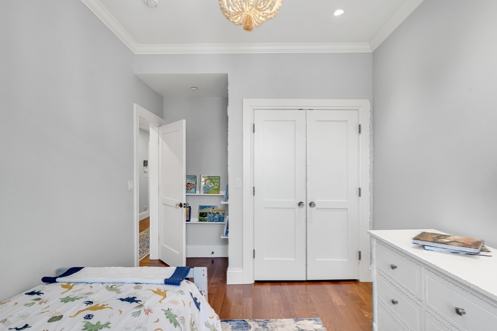 284 Bunker Hill St. # 4