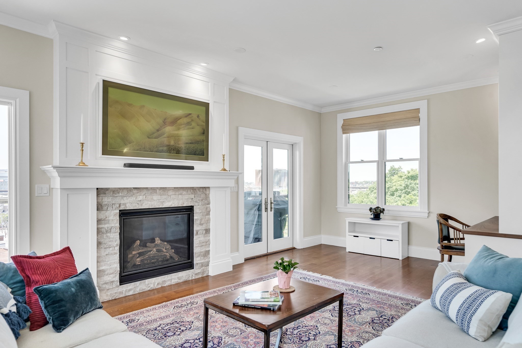 284 Bunker Hill St. # 4