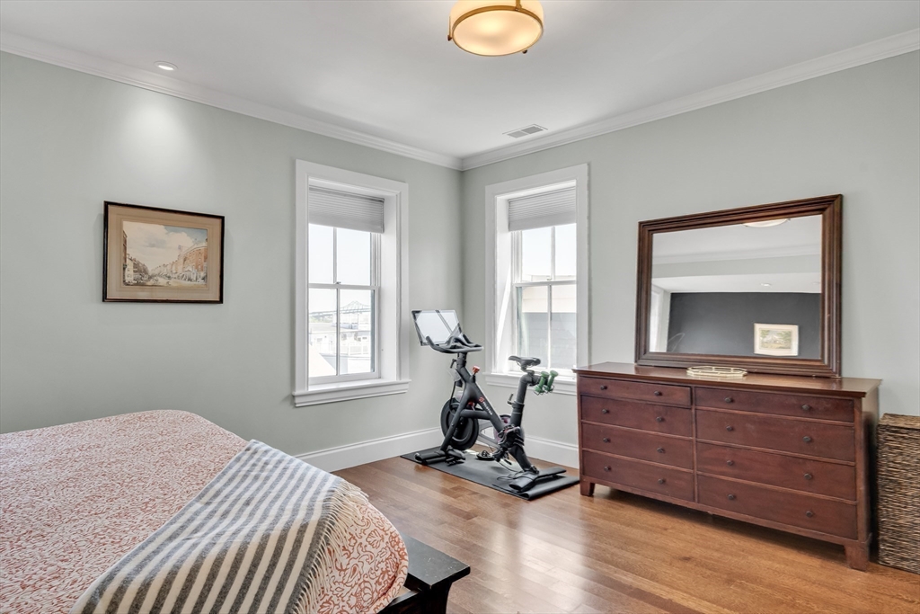 284 Bunker Hill St. # 4