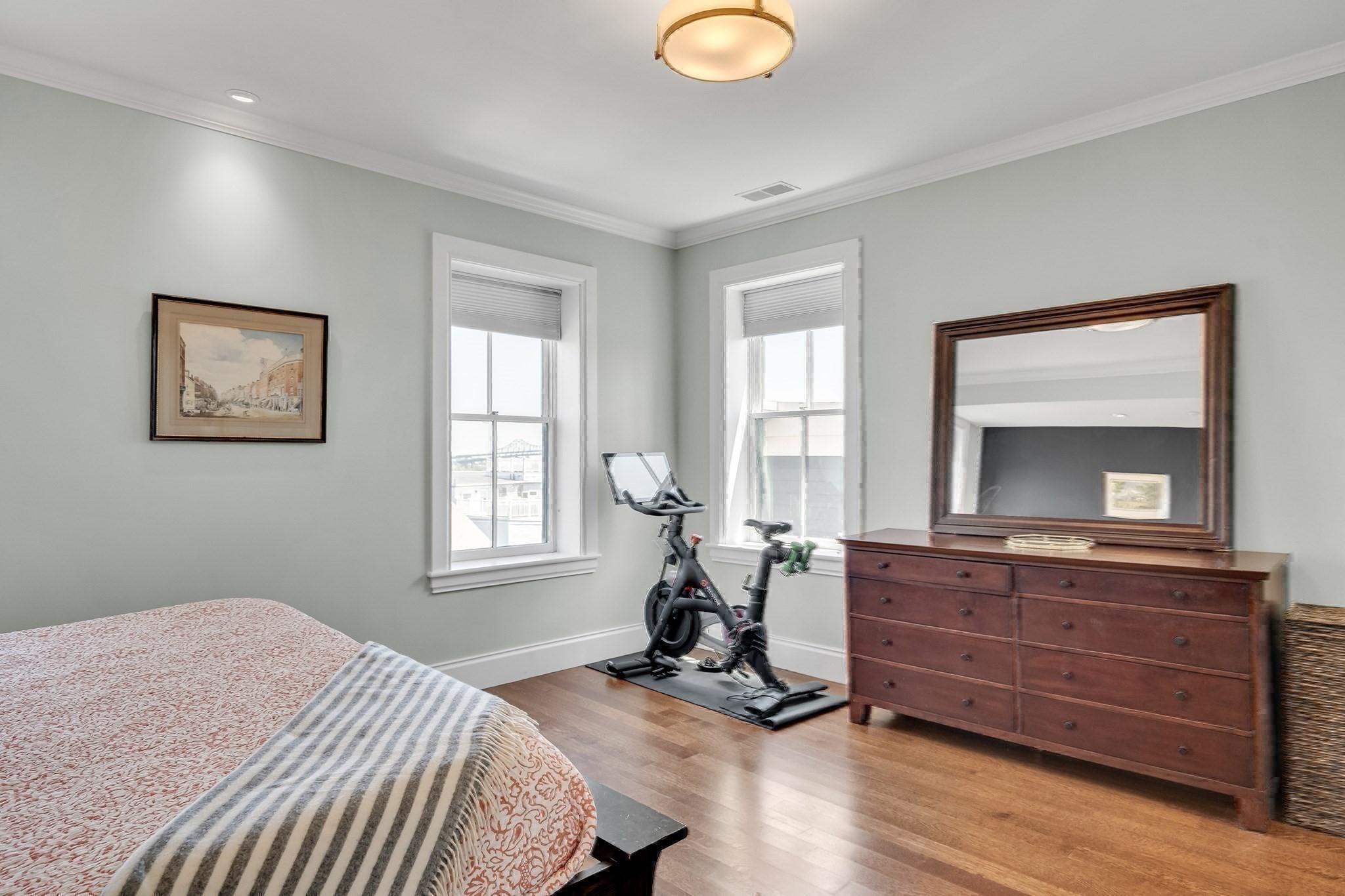 284 Bunker Hill St. # 4