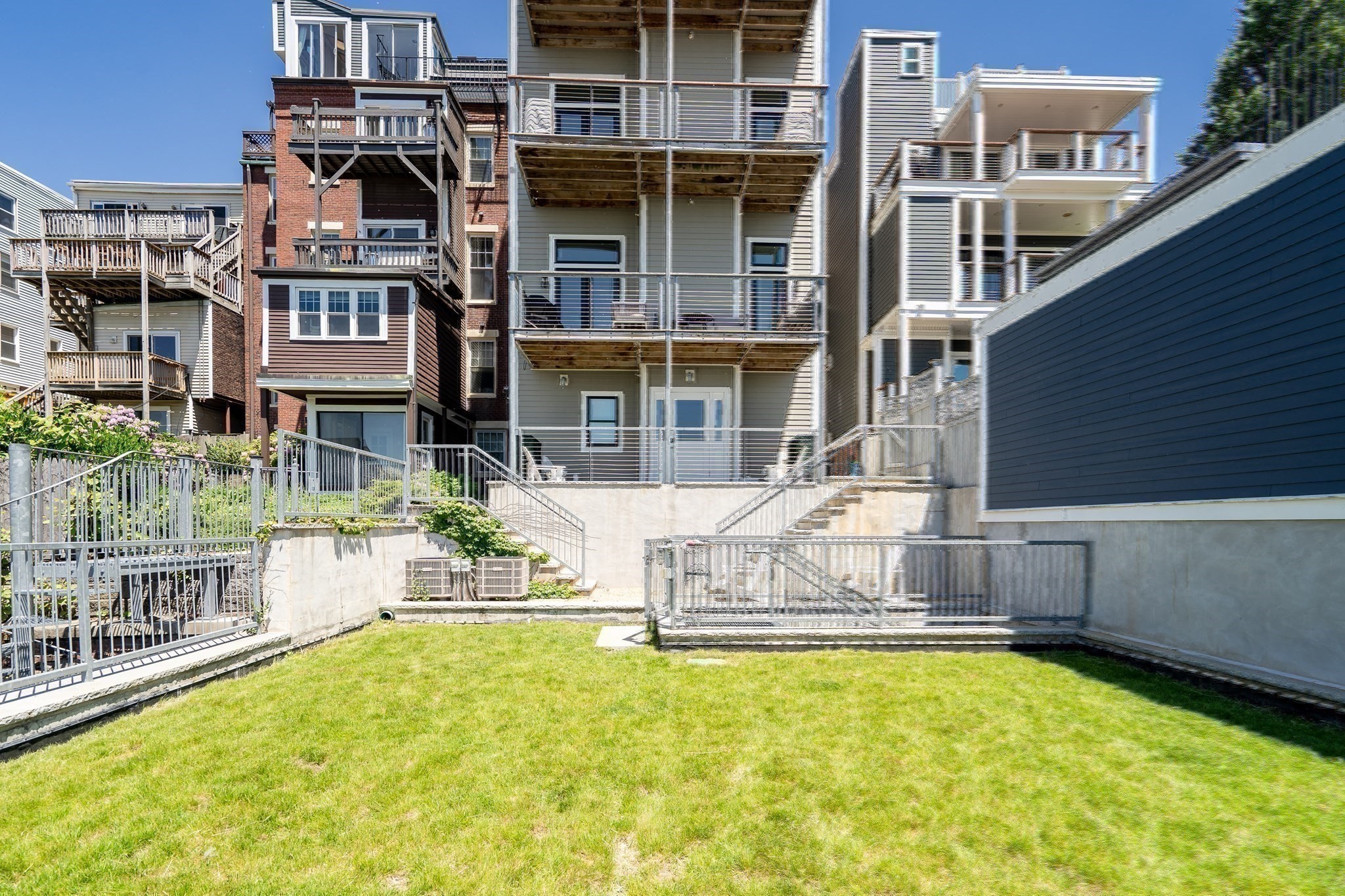284 Bunker Hill St. # 4