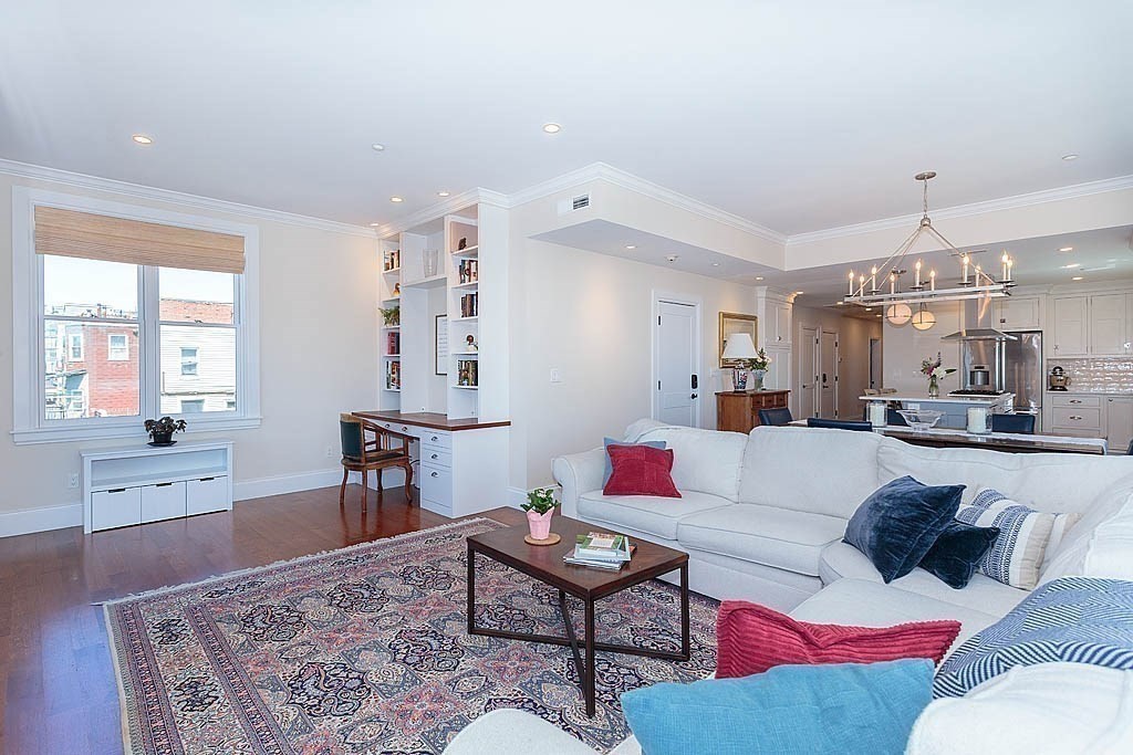 284 Bunker Hill St. # 4