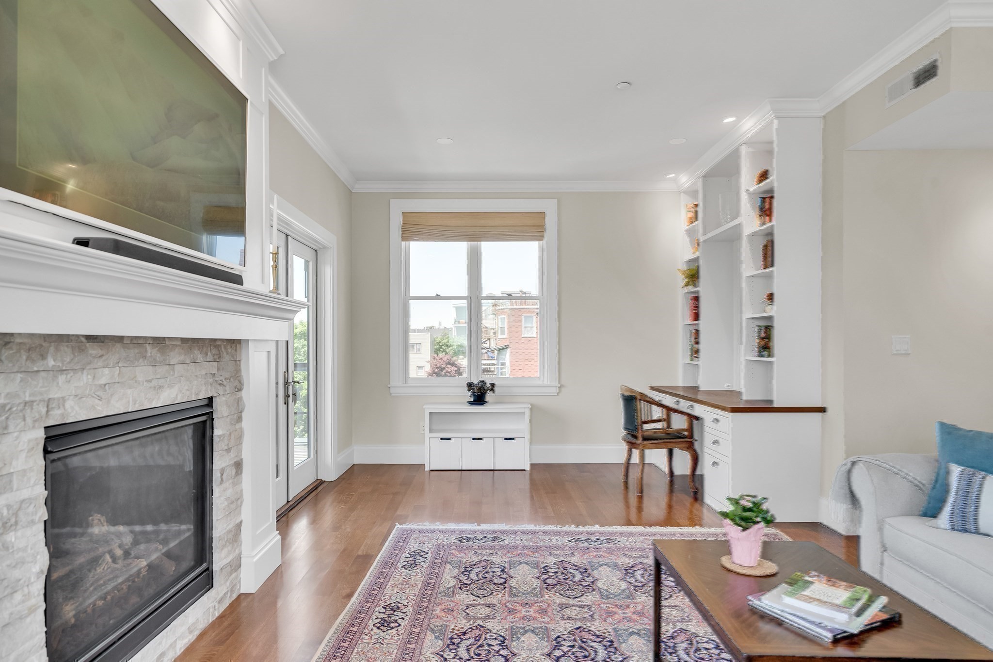 284 Bunker Hill St. # 4