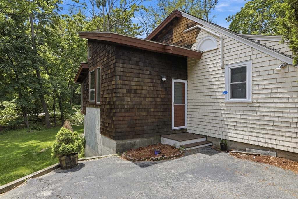 6 Forest St. # R