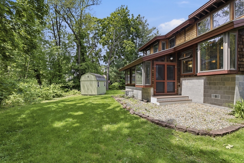 6 Forest St. # R