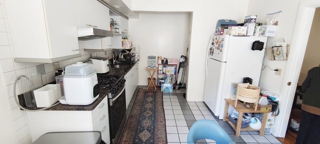 4 Fuller Street # 1