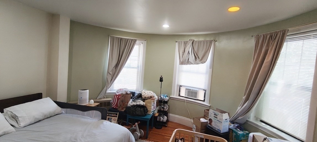 4 Fuller Street # 1