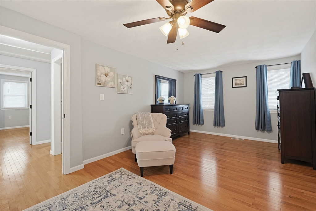 10 Douglas Ave