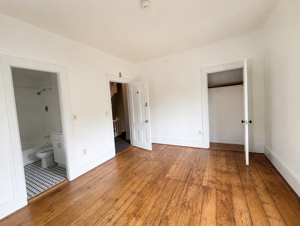 23-25 Inman St