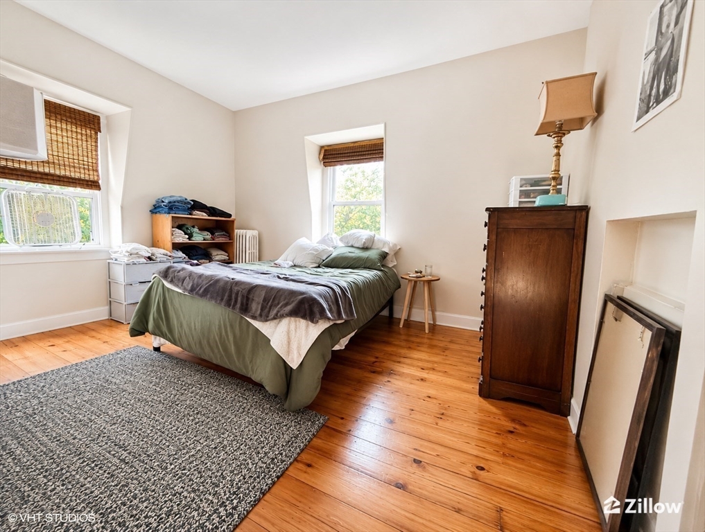 23-25 Inman St