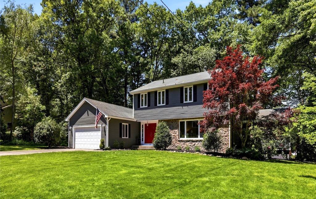 25 Revolutionary Rd