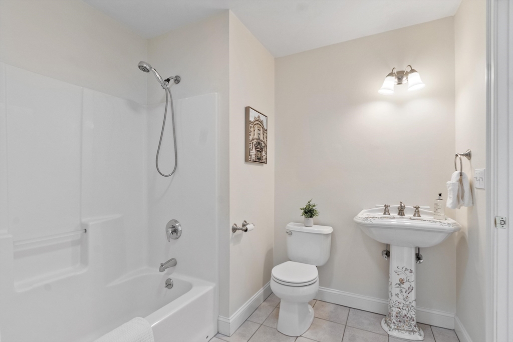 104 Summer Rd # 104