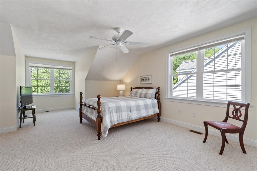 104 Summer Rd # 104