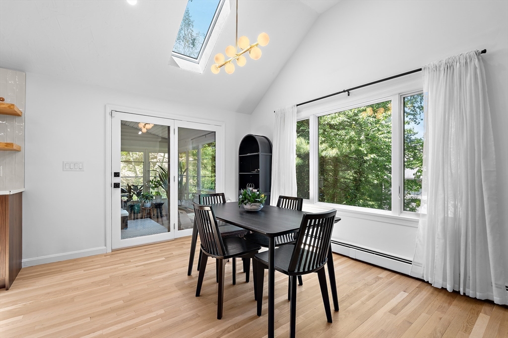 25 Dexter Rd