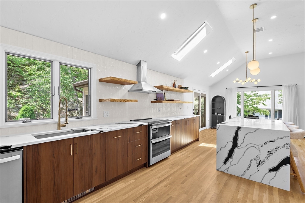 25 Dexter Rd