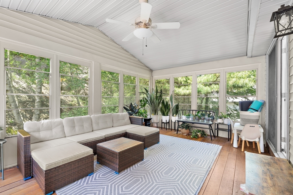 25 Dexter Rd