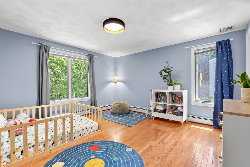 25 Dexter Rd