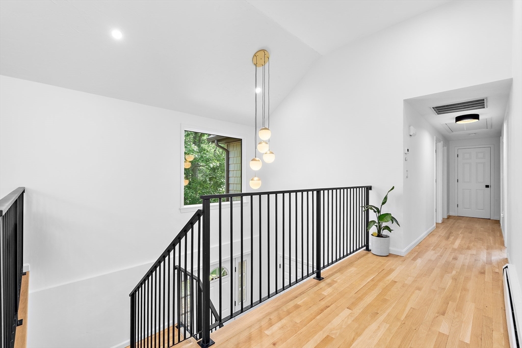 25 Dexter Rd