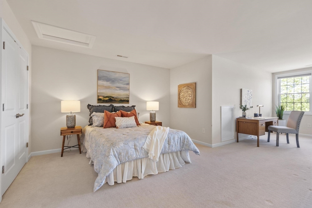 27 Greenside Ln # 59