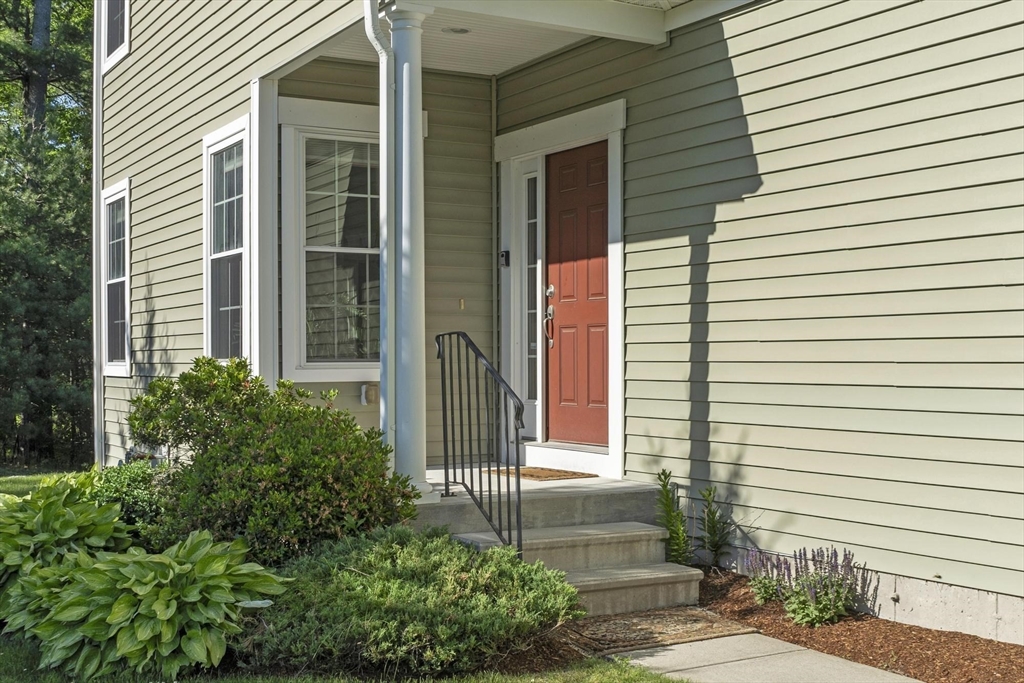 27 Greenside Ln # 59