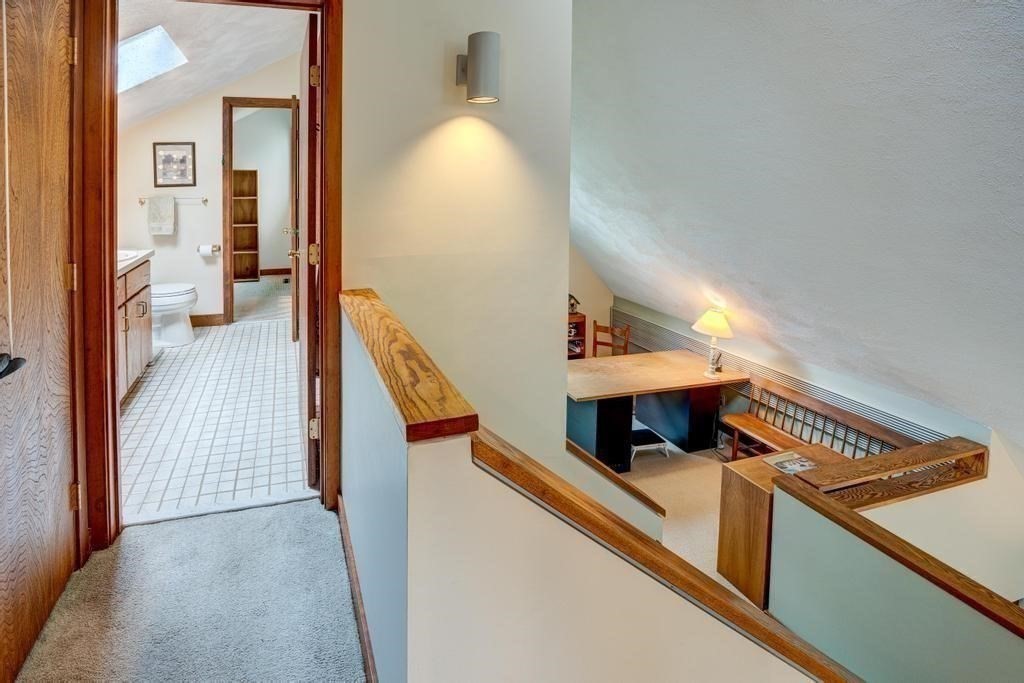 40 Bicentennial Way