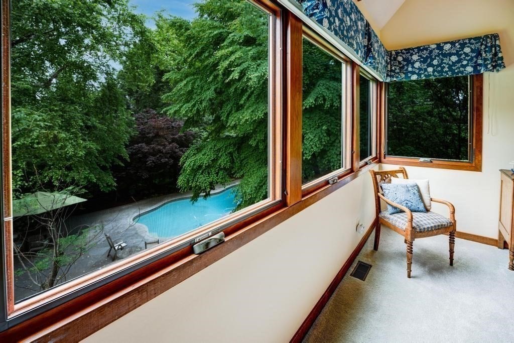 40 Bicentennial Way
