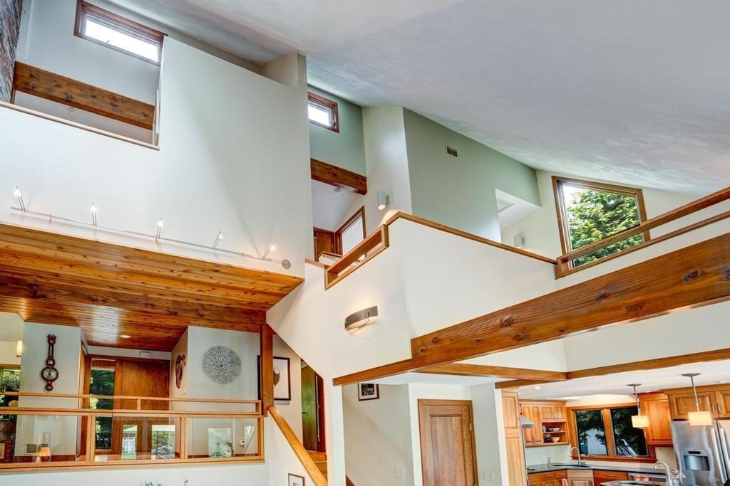 40 Bicentennial Way