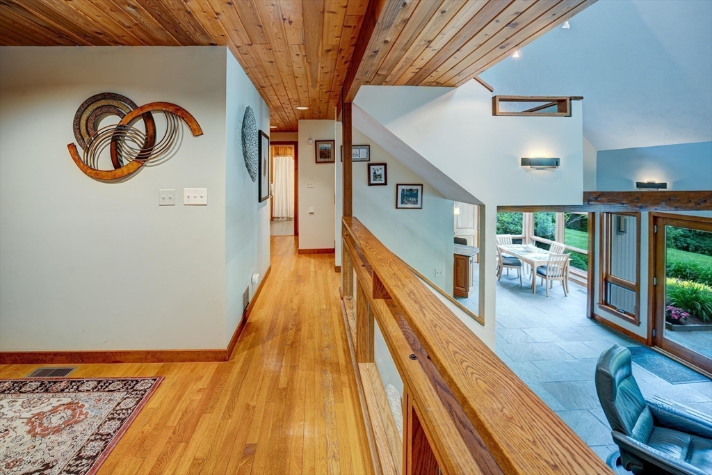 40 Bicentennial Way