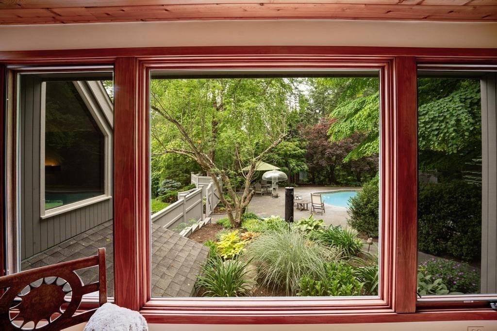 40 Bicentennial Way