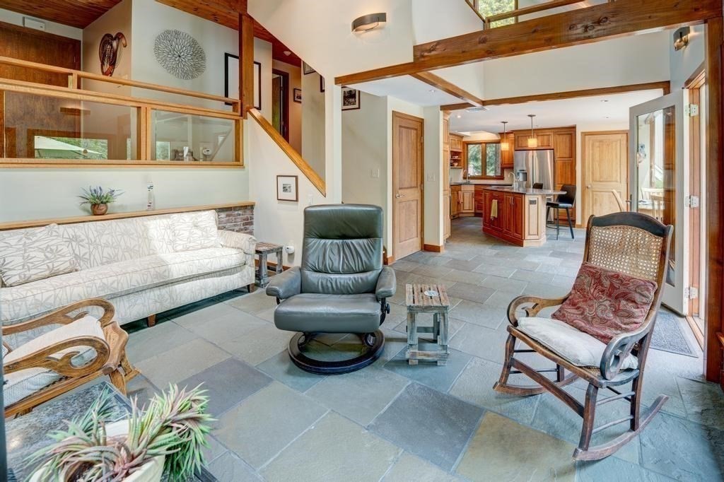 40 Bicentennial Way