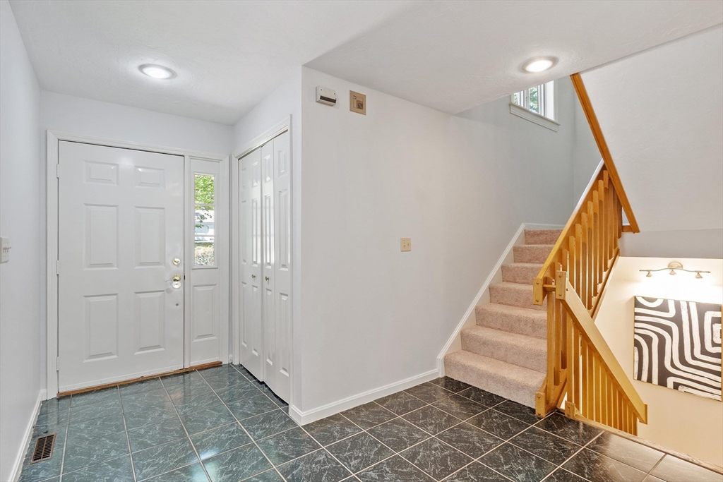77 Parkhurst Dr # 77