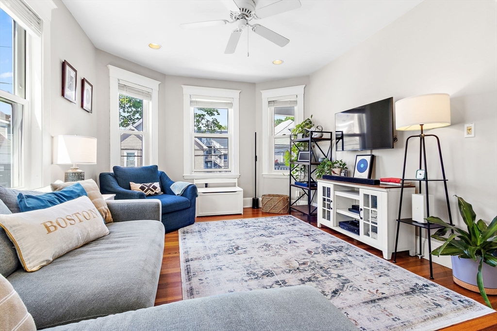45-47 Montfern Ave # 2