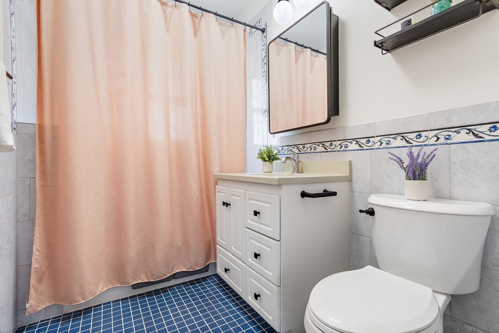 45-47 Montfern Ave # 2