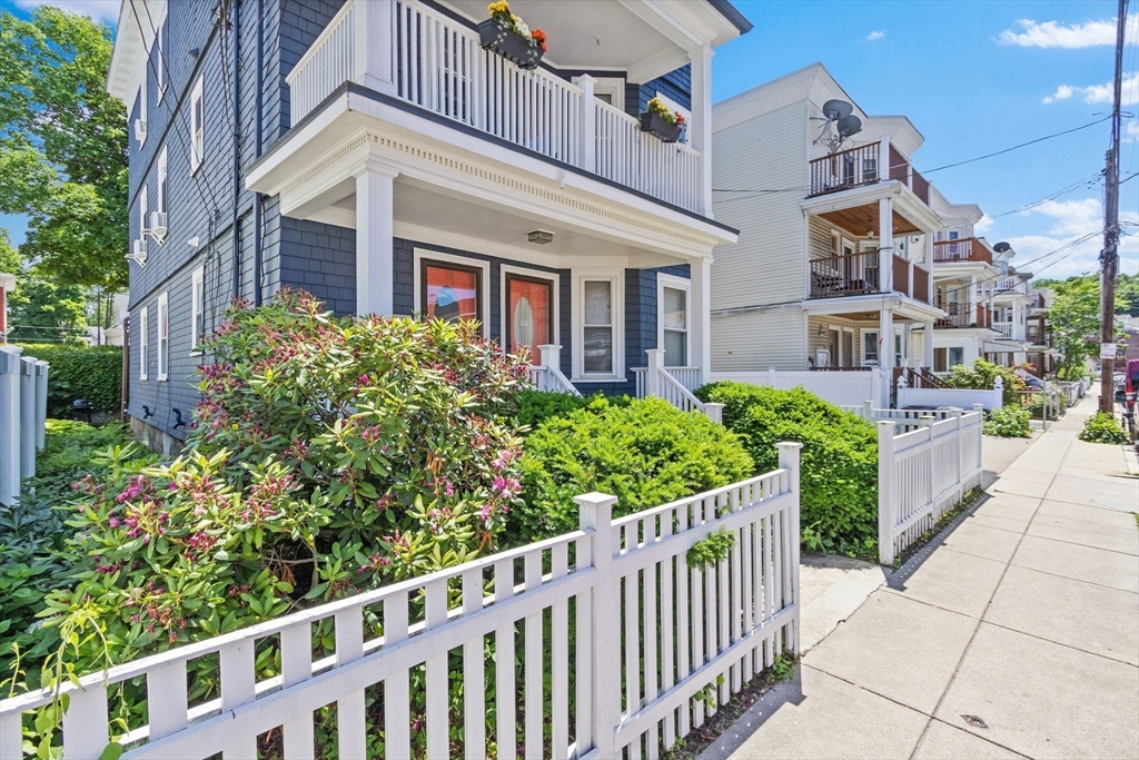 45-47 Montfern Ave # 2