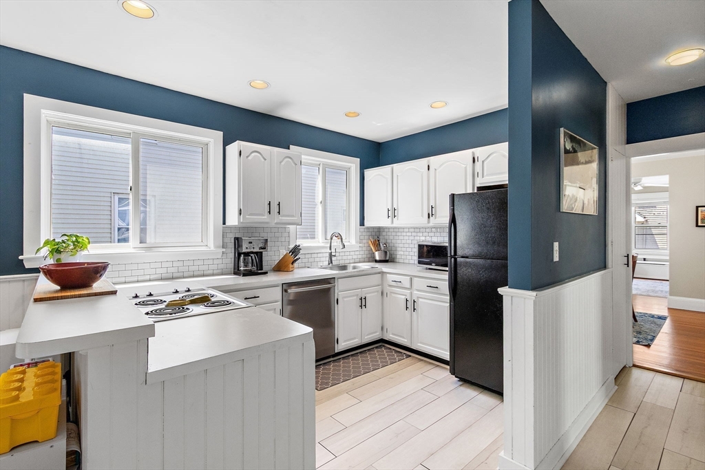 45-47 Montfern Ave # 2