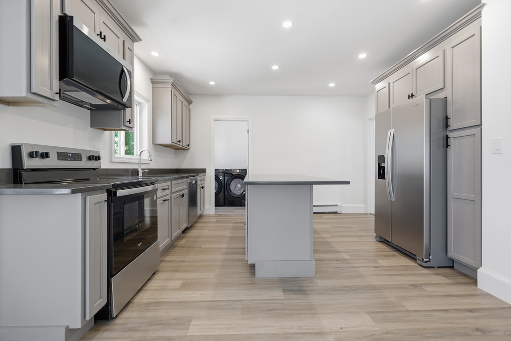 40 Concord Ave # 2