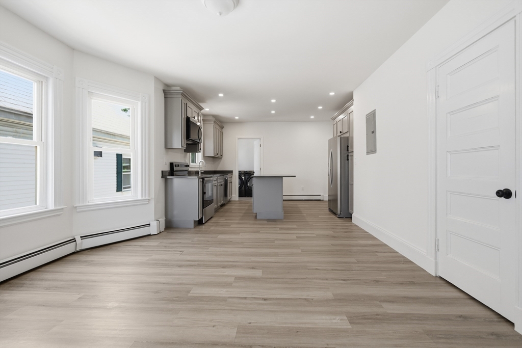 40 Concord Ave # 2