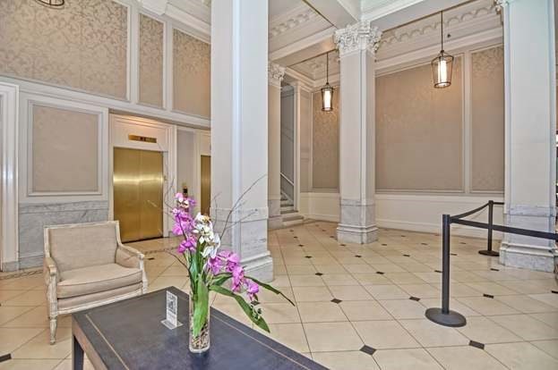 21 Beacon St # 2J