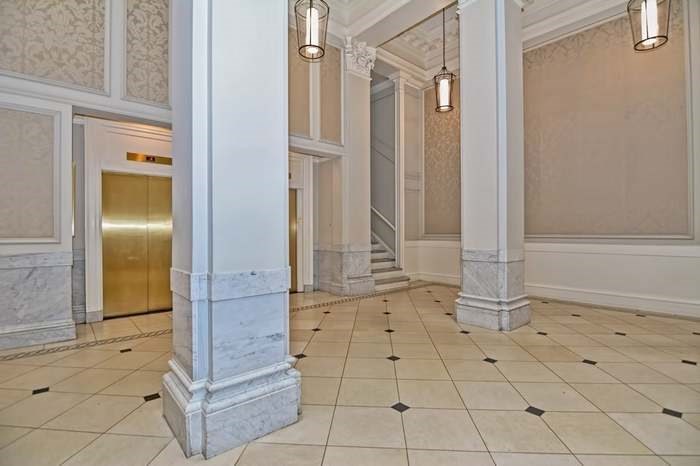 21 Beacon St # 2J