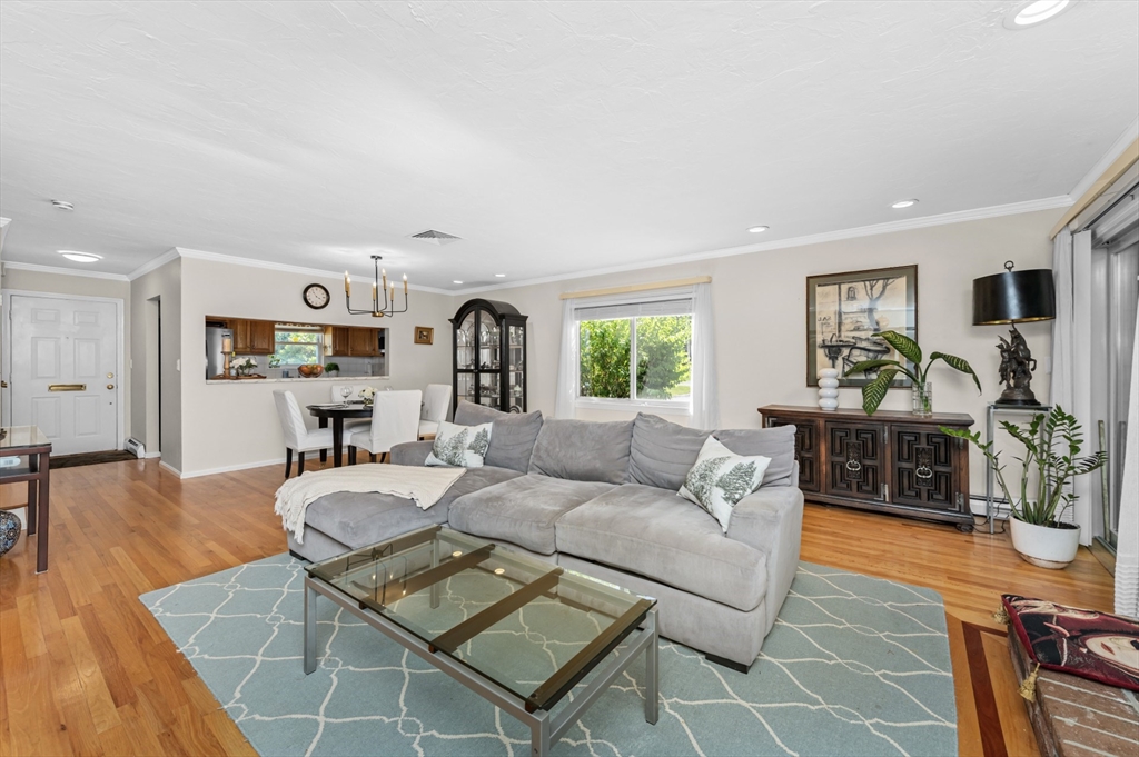 2239 Commonwealth Ave # 2239