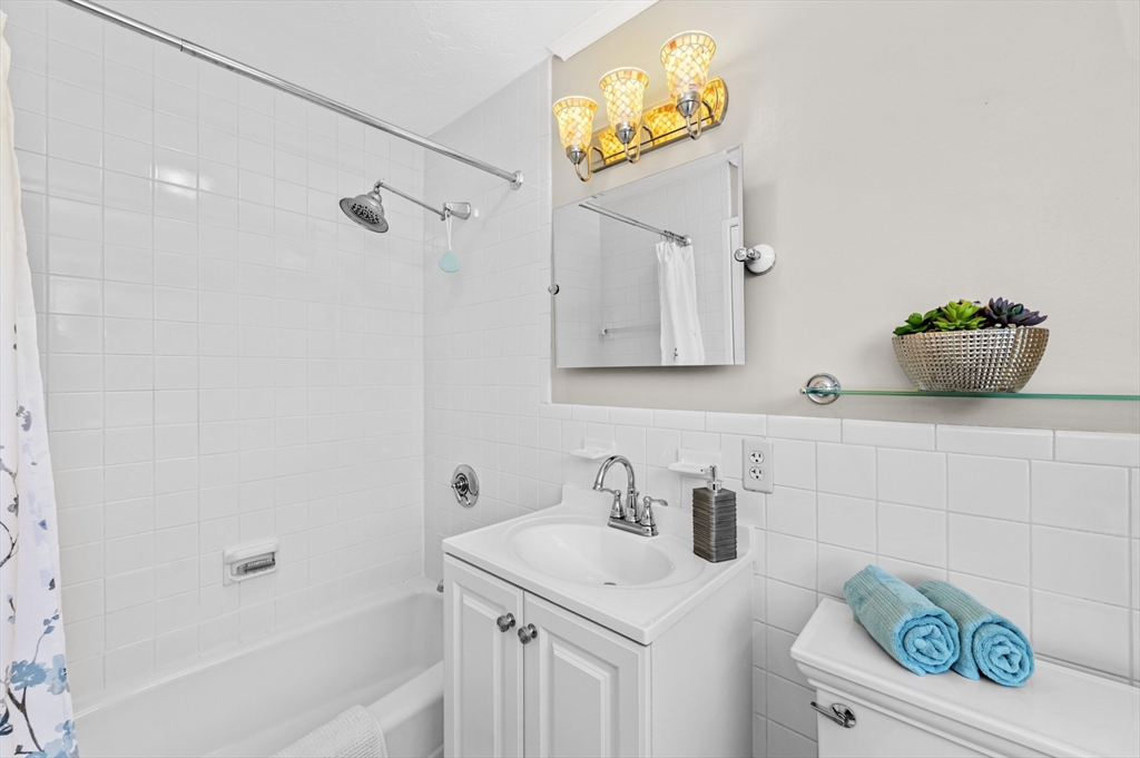 2239 Commonwealth Ave # 2239