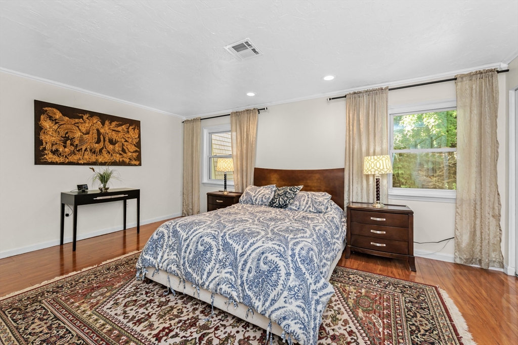 2239 Commonwealth Ave # 2239