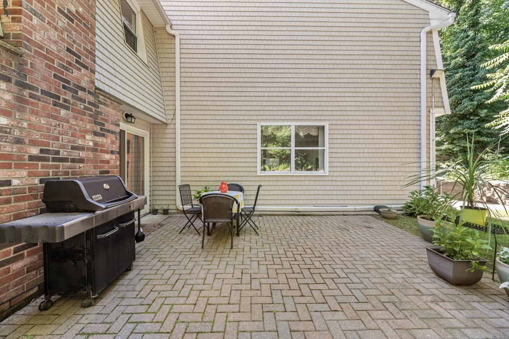 2239 Commonwealth Ave # 2239