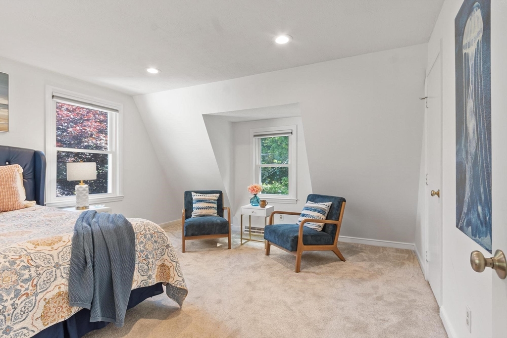 37 Newtown Rd