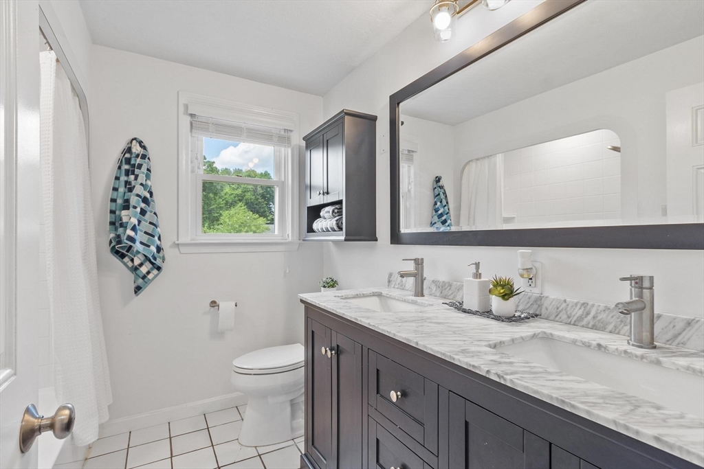 37 Newtown Rd