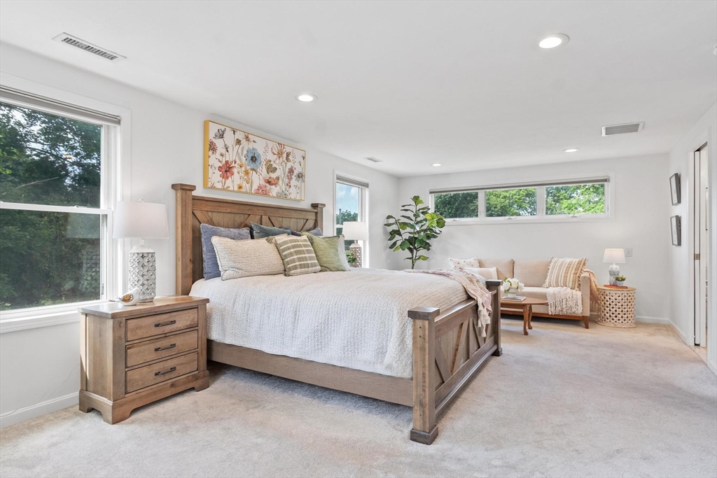 37 Newtown Rd