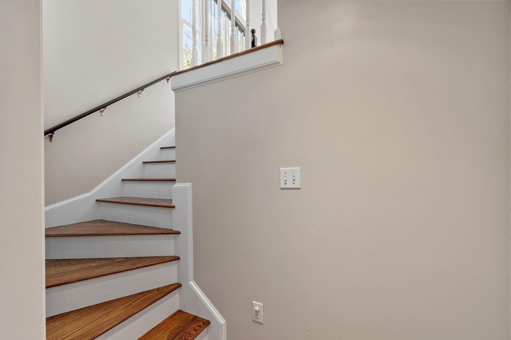9 Ladyslipper Ln